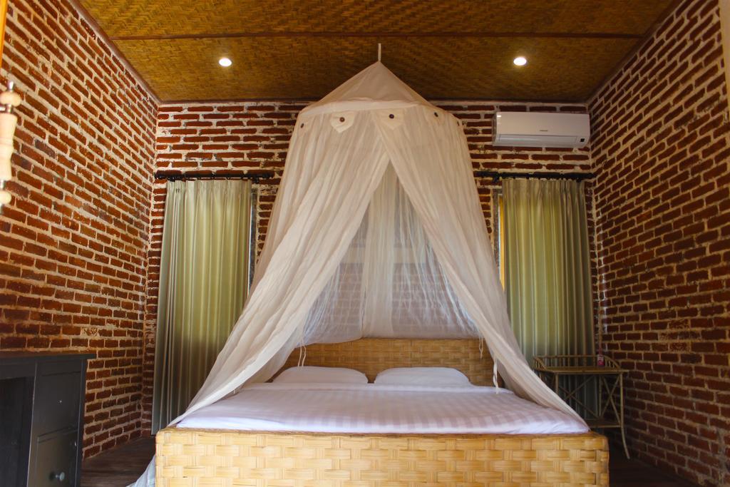Beachouse Lovina Bagian luar foto